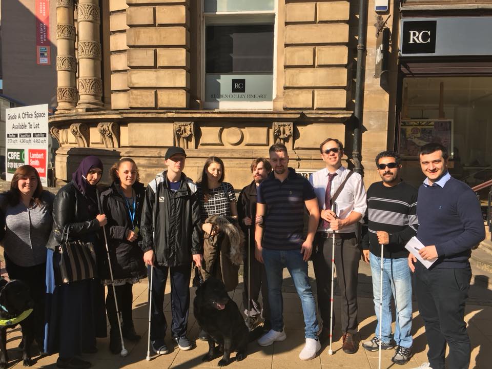 QAC students and staff near Snow Hill